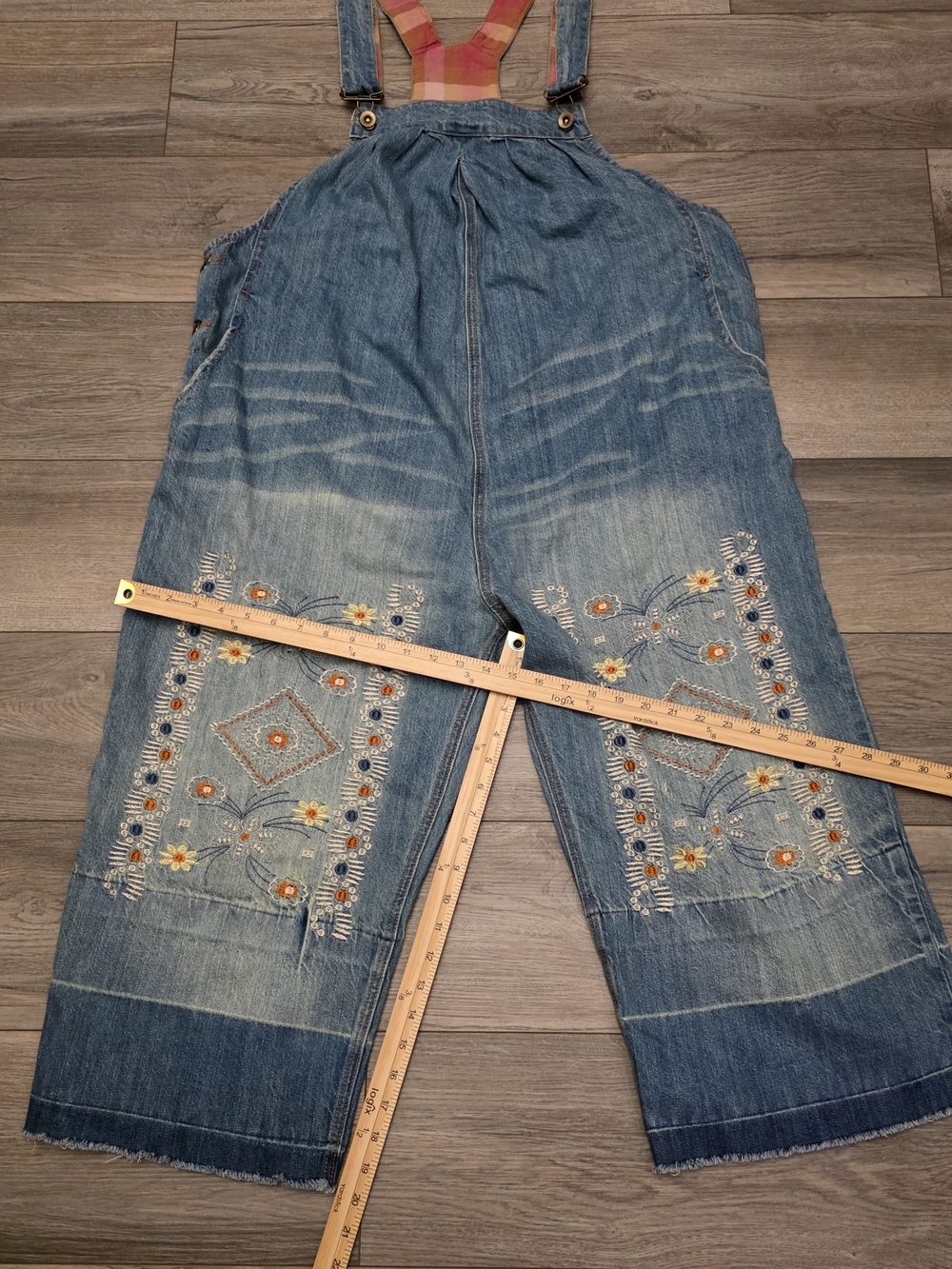 Vintage Denim Overalls Women 2X-3X Embroidered Floral Wide Leg Capri Boho - Picture 10 of 10